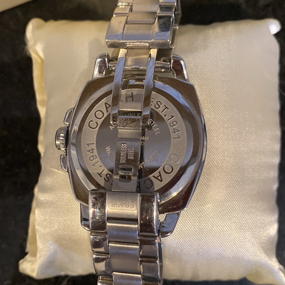 Coach Women’s Silver Stainless Steel Watch 14503131. - Picture 5 of 6